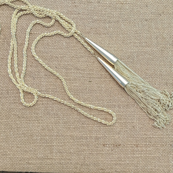 Kendra Scott Jewelry - Kendra Scott Phara Gold Necklace Kendra Scott Jewelry - Kendra Scott Phara Gold Necklace